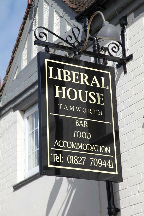 Hotel Liberal House Tamworth Exterior foto